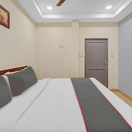 Super Townhouse G Silver Hotels Mount Road Madras Buitenkant foto